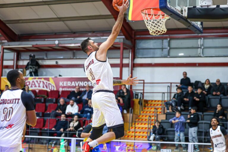 Πήρε το 13ο ροζ φύλλο με «διπλό» επί του Αχιλλέα ο Κεραυνός