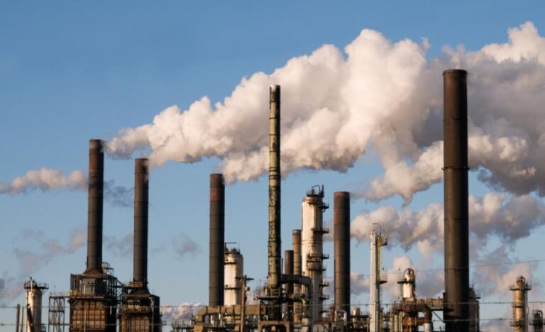 Μείωση 28,9% στην ένταση εκπομπών αερίων του θερμοκηπίου