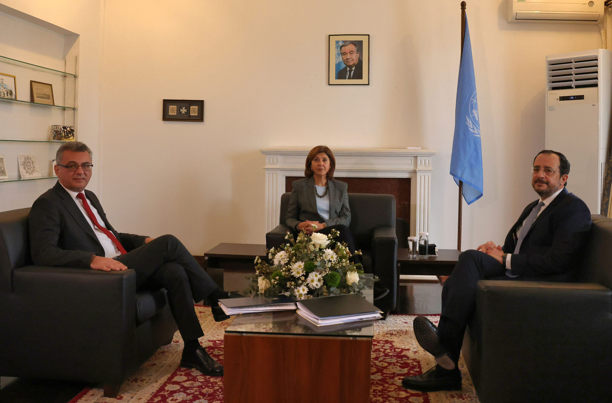 Πρόταση πέντε σημείων υποβάλλει ο ΠτΔ στη συνάντηση με Έρχιουρμαν και Ολγκίν