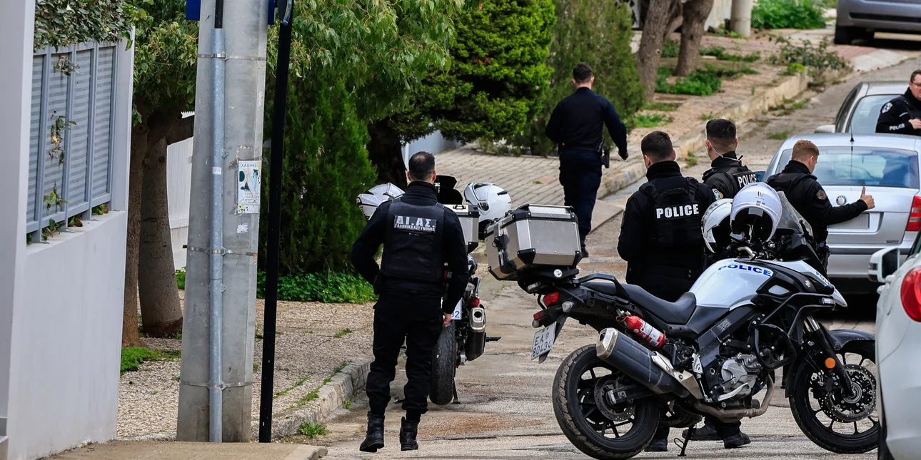 «Θα σκοτώσω και τα αδέλφια μου»: Σοκάρουν τα πρώτα λόγια του 46χρονου που συνελήφθη για τον φόνο του πατέρα του