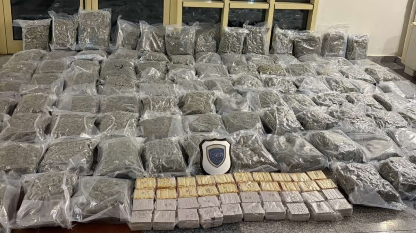 Πάτρα: Ναρκωτικά 900.000 ευρώ βρέθηκαν σε φορτηγό