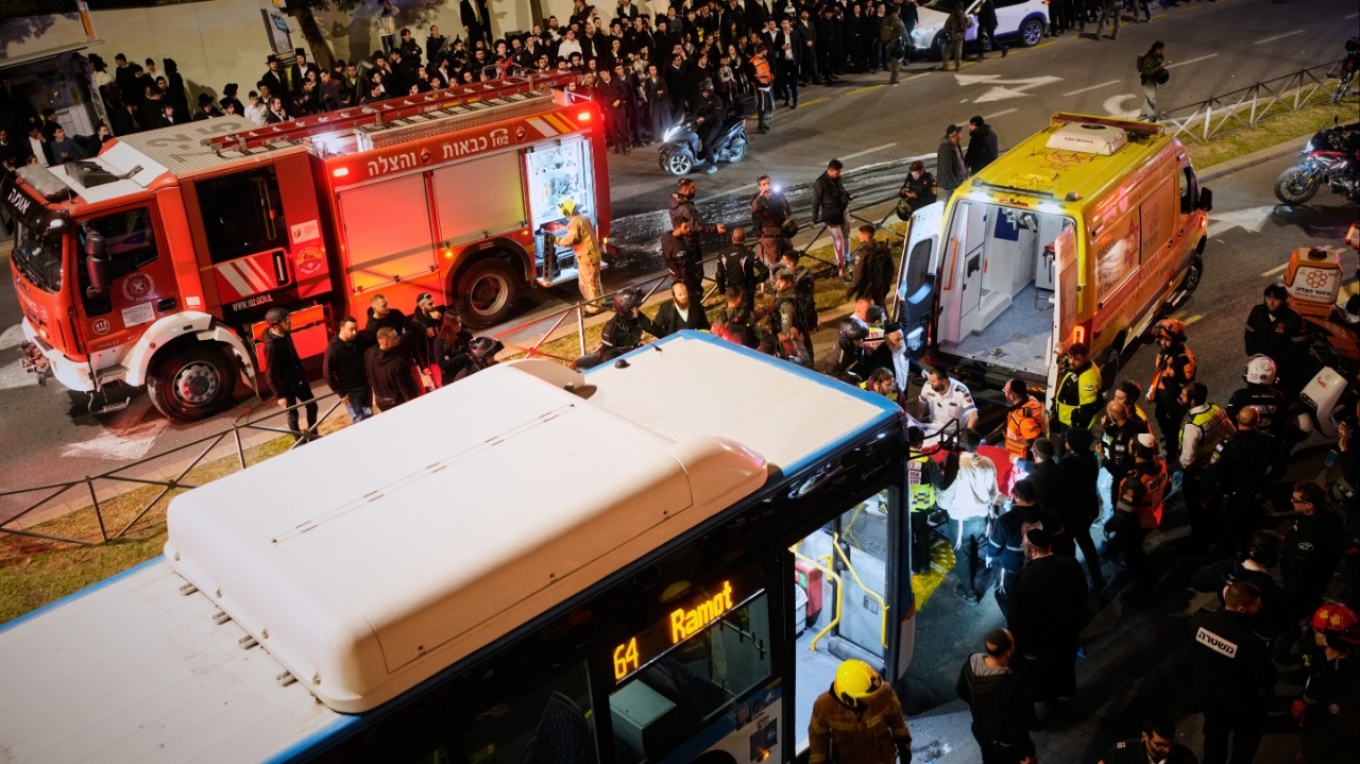 Λεωφορείο έπεσε πάνω σε διαδηλωτές στο Ισραήλ, νεκρός ένας 18χρονος (ΒΙΝΤΕΟ)