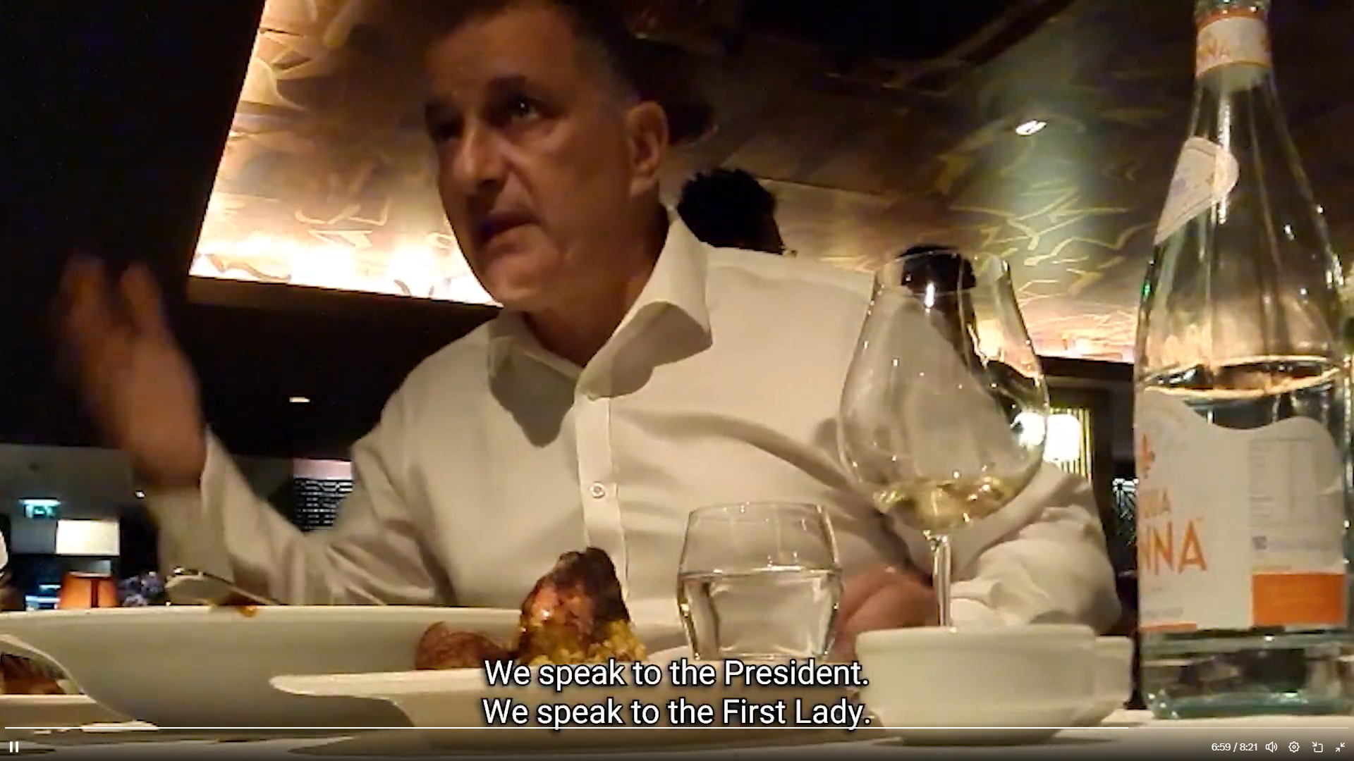 ΒΙΝΤΕΟ: «Κρυφές» συνομιλίες τριών προσώπων με δήθεν επενδυτές προκαλούν πολιτικό σάλο