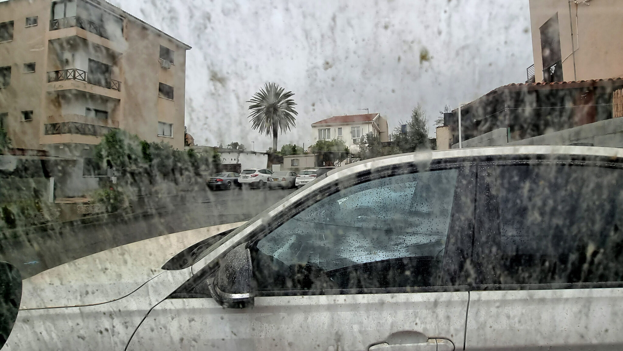 «Αποφύγετε την κυκλοφορία»: Οι συστάσεις των αρμοδίων για εργαζόμενους και ευάλωτες ομάδες λόγω σκόνης