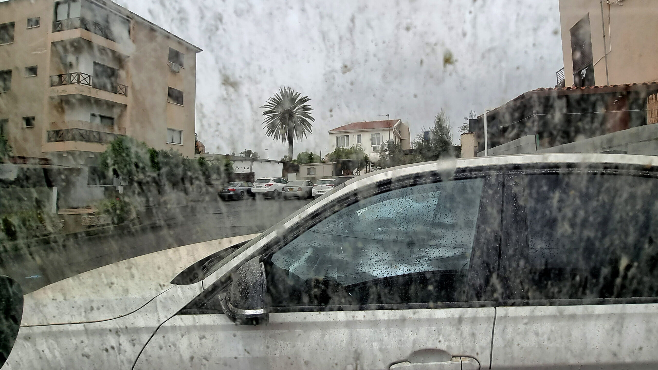 &laquo;&Alpha;&pi;&omicron;&phi;ύ&gamma;&epsilon;&tau;&epsilon; &tau;&eta;&nu; &kappa;&upsilon;&kappa;&lambda;&omicron;&phi;&omicron;&rho;ί&alpha;&raquo;: &Omicron;&iota; &sigma;&upsilon;&sigma;&tau;ά&sigma;&epsilon;&iota;&sigmaf; &tau;&omega;&nu; &alpha;&rho;&mu;&omicron;&delta;ί&omega;&nu; &gamma;&iota;&alpha; &epsilon;&rho;&gamma;&alpha;&zeta;ό&mu;&epsilon;&nu;&omicron;&upsilon;&sigmaf; &kappa;&alpha;&iota; &epsilon;&upsilon;ά&lambda;&omega;&tau;&epsilon;&sigmaf; &omicron;&mu;ά&delta;&epsilon;&sigmaf; &lambda;ό&gamma;&omega; &sigma;&kappa;ό&nu;&eta;&sigmaf;