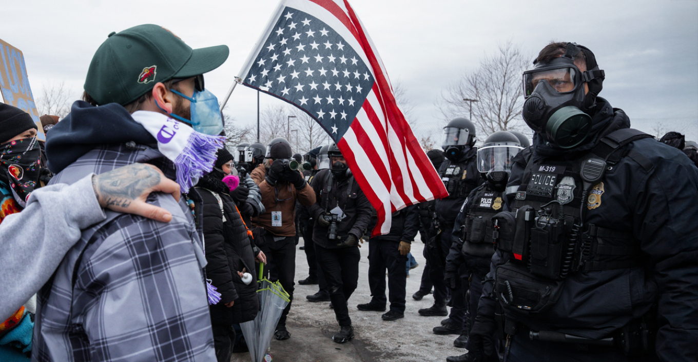 Μινεσότα: Τι θα μπορούσε να συμβεί αν ο Τραμπ επικαλεστεί τον Νόμο περί Εξέγερσης