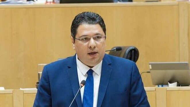 &Gamma;&epsilon;&omega;&rho;&gamma;ί&omicron;&upsilon; &gamma;&iota;&alpha; &beta;ί&nu;&tau;&epsilon;&omicron;: &laquo;&Epsilon;&pi;&epsilon;&iota;&delta;ή &delta;&epsilon;&nu; &pi;ή&gamma;&alpha;&nu; &sigma;&tau;&omicron; &Pi;&rho;&omicron;&epsilon;&delta;&rho;&iota;&kappa;ό &nu;&alpha; &pi;&iota;&omicron;&upsilon;&nu; &kappa;&alpha;&phi;έ &kappa;&alpha;&iota; &nu;&alpha; &phi;ά&nu;&epsilon; &gamma;&lambda;&upsilon;&kappa;ό, &delta;&epsilon;&nu; &lambda;&omicron;&gamma;ί&zeta;&epsilon;&tau;&alpha;&iota; &sigma;&upsilon;&nu;ά&nu;&tau;&eta;&sigma;&eta;;&raquo;