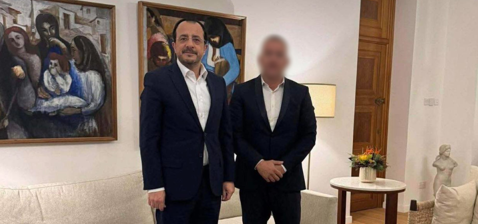 «Είναι άδικο»: Η απάντηση Αντωνίου για τις φωτογραφίες ΠτΔ με συλληφθέντα επιχειρηματία