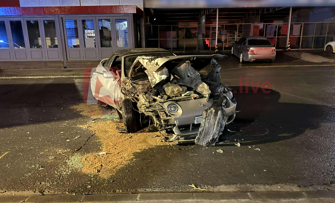 ΦΩΤΟ: Νέα τραγωδία στην άσφαλτο, συγκρούστηκε με ημιφορτηγό ο άτυχος Γιώργος