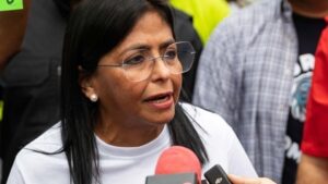 Αντιπρόεδρος Ντέλσι Ροντρίγκες: Ο Μαδούρο είναι «ο μόνος πρόεδρος» της χώρας