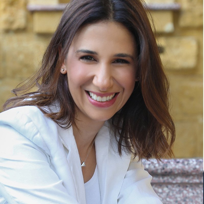 ΞΕΝΙΑ ΚΩΝΣΤΑΝΤΙΝΟΥ