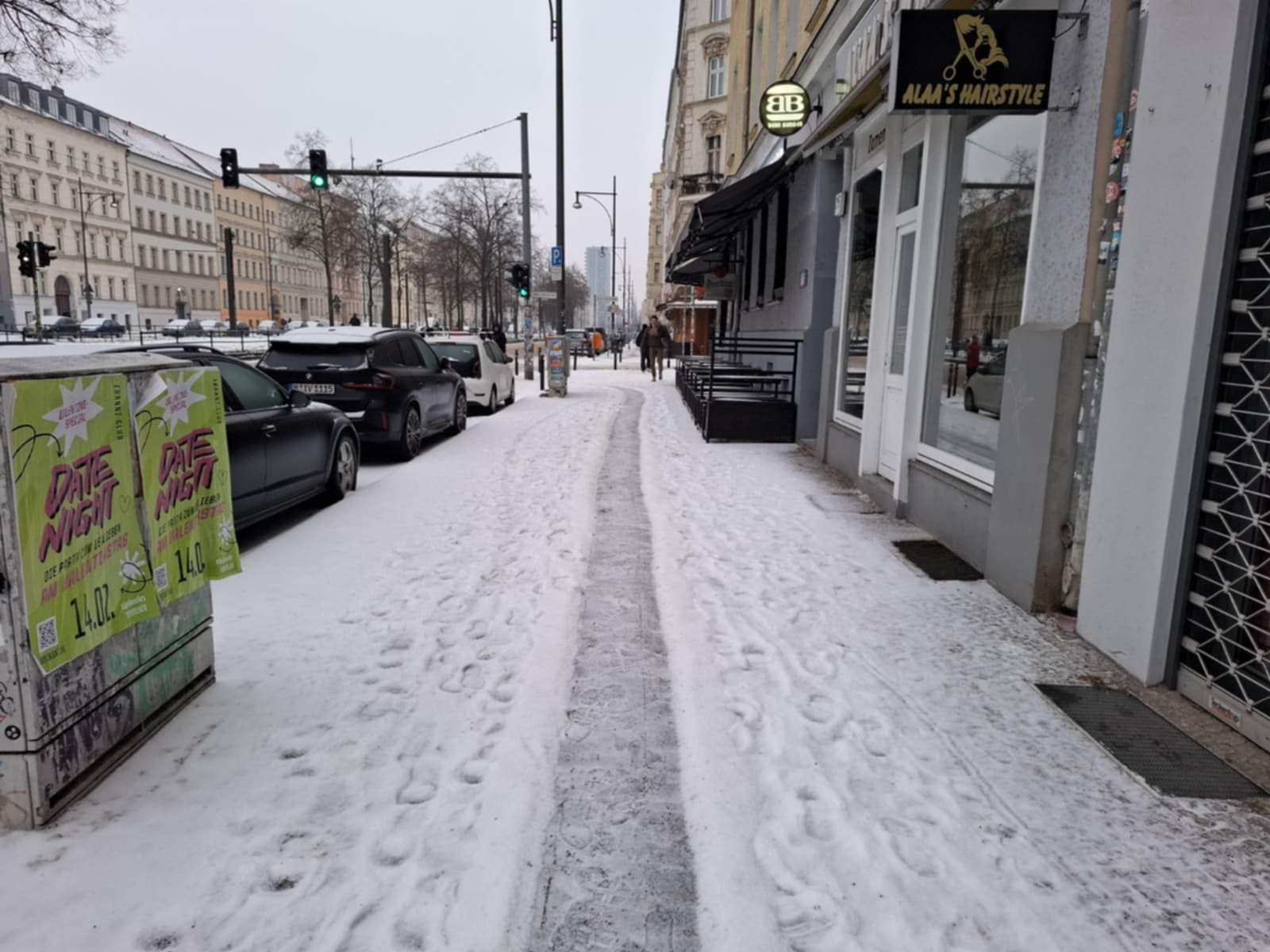 ΦΩΤΟ: Σφοδρή χιονόπτωση στο Βερολίνο, κλειστό το αεροδρόμιο (ΦΩΤΟ)