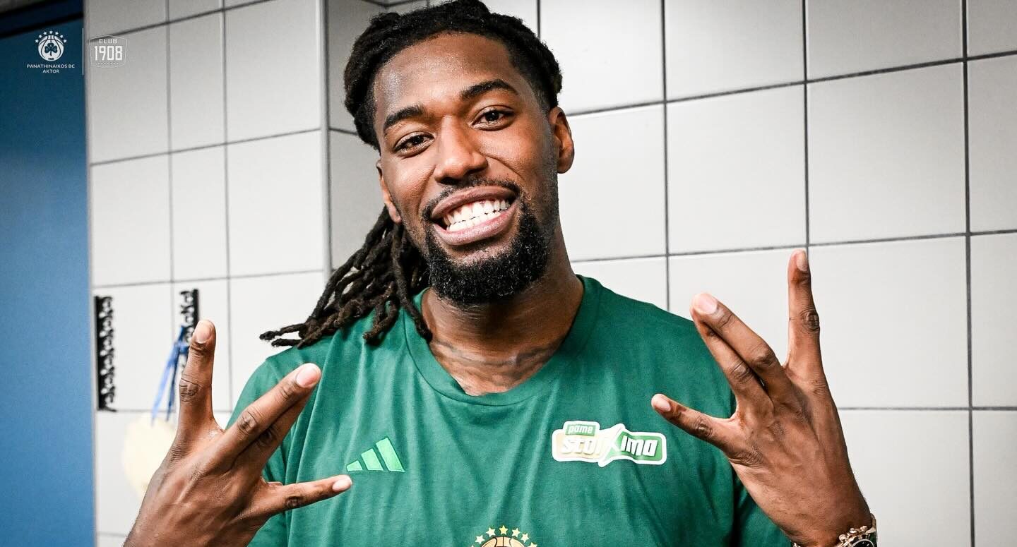 Στην αντεπίθεση ο Παναθηναϊκός για τη ρατσιστική επίθεση σε Λεσόρ: «Προστατεύουμε τους αθλητές μας από την αλητεία»