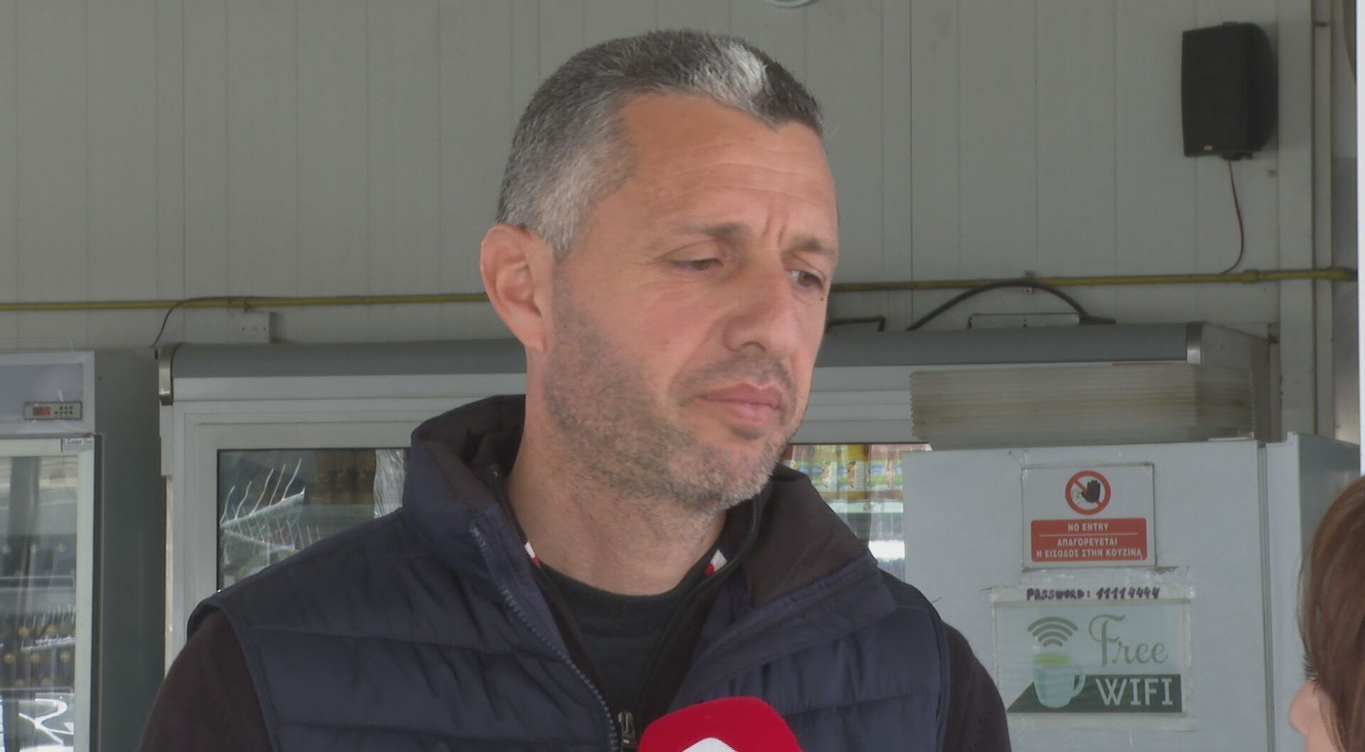 «Δεν μπορώ να σκεφτώ την επόμενη μέρα»: Λυγίζει στη σκέψη θανάτωσης των ζώων του ο Δημήτρης (ΒΙΝΤΕΟ)