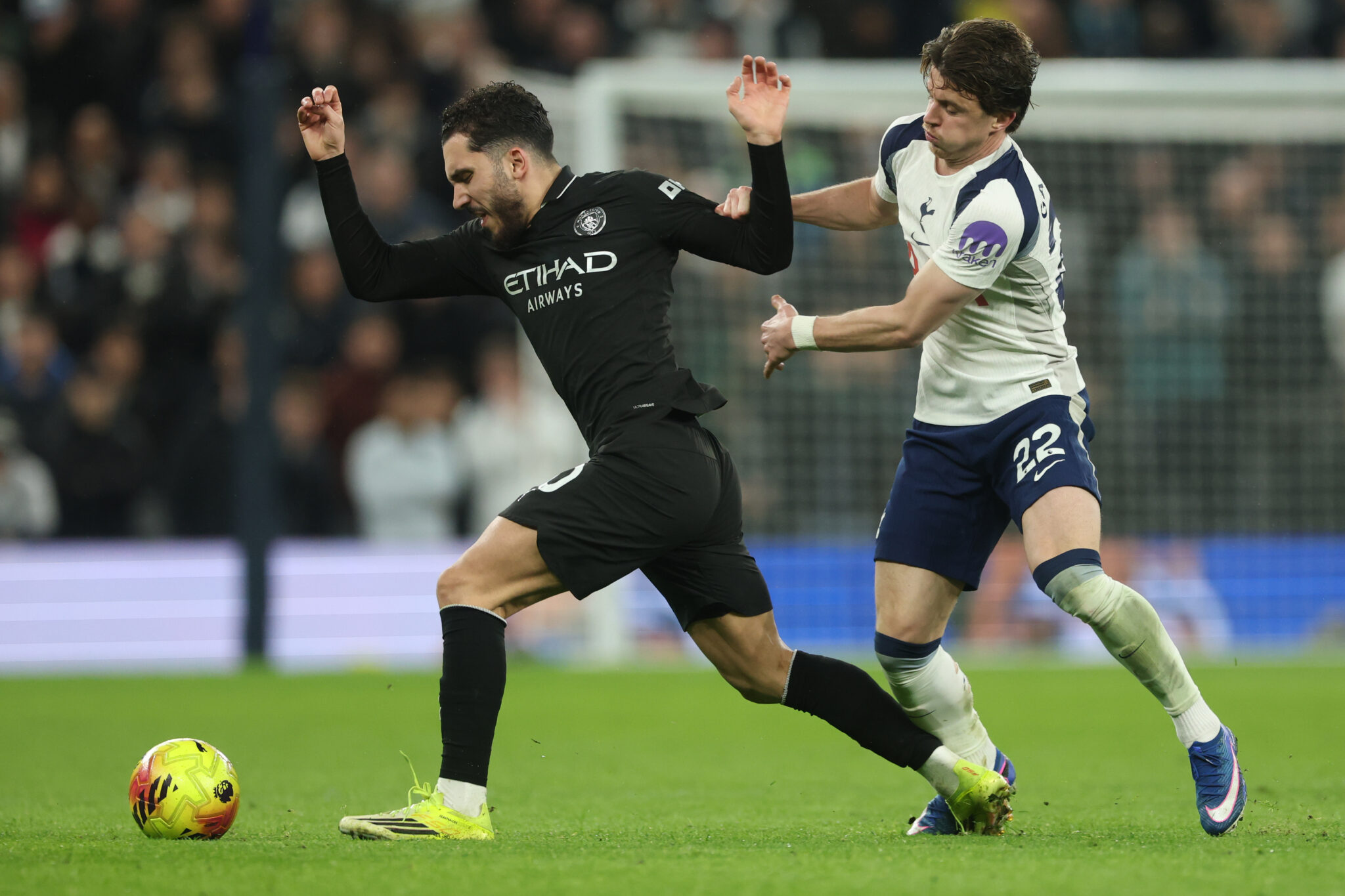 Με γκολ για Όσκαρ, η Τότεναμ έκανε την πιο απροσδόκητη επαναφορά κόντρα στη Σίτι