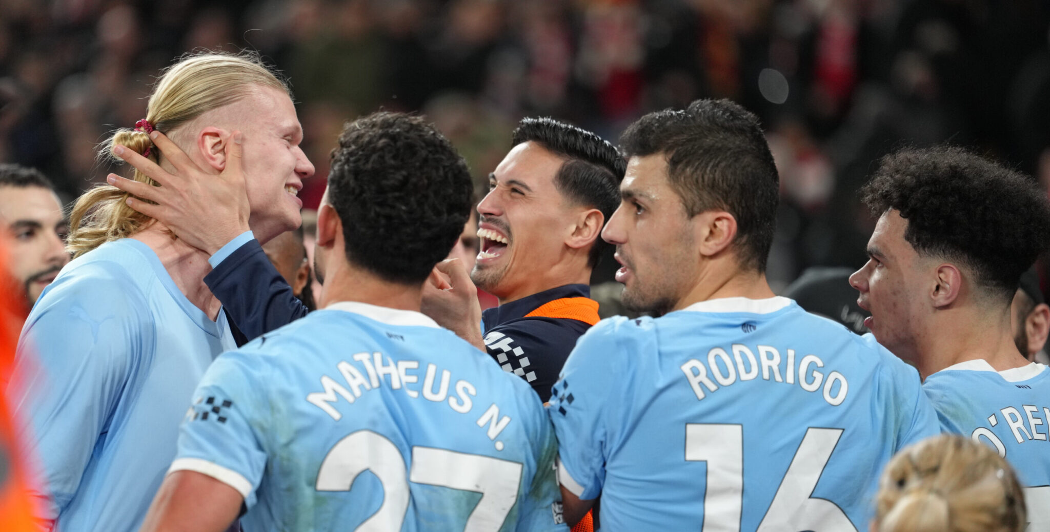 Η Σίτι θυμήθηκε πώς ένιωθε ως πρωταθλήτρια και πέρασε με το «έτσι θέλω» από το «Άνφιλντ» με ανατροπή (ΒΙΝΤΕΟ)