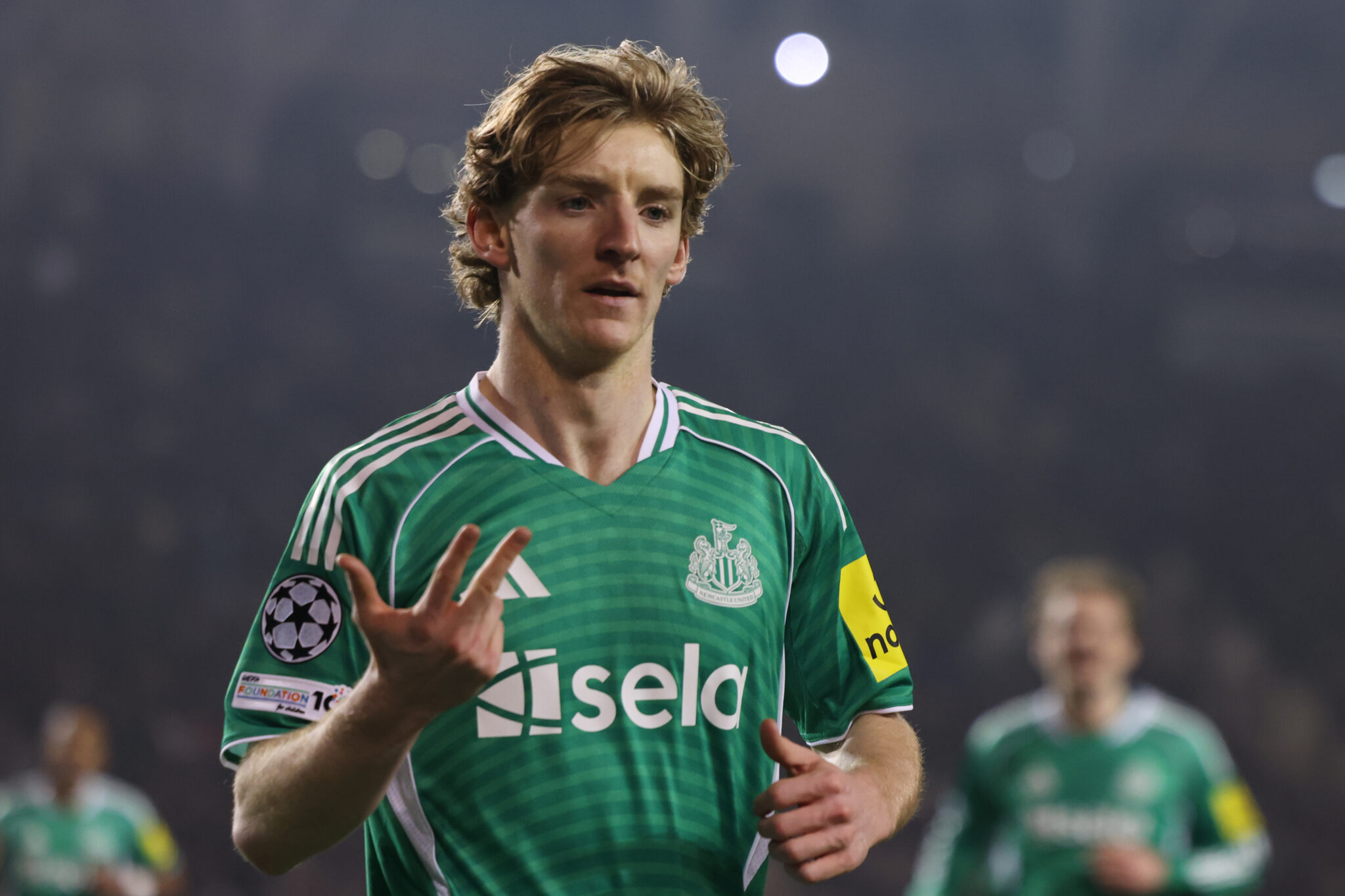 Ιστορικό βράδυ για τον Γκόρντον: Ξεπέρασε τον Σίρερ και έγινε ο πρώτος σκόρερ της Νιούκαστλ στο Champions League