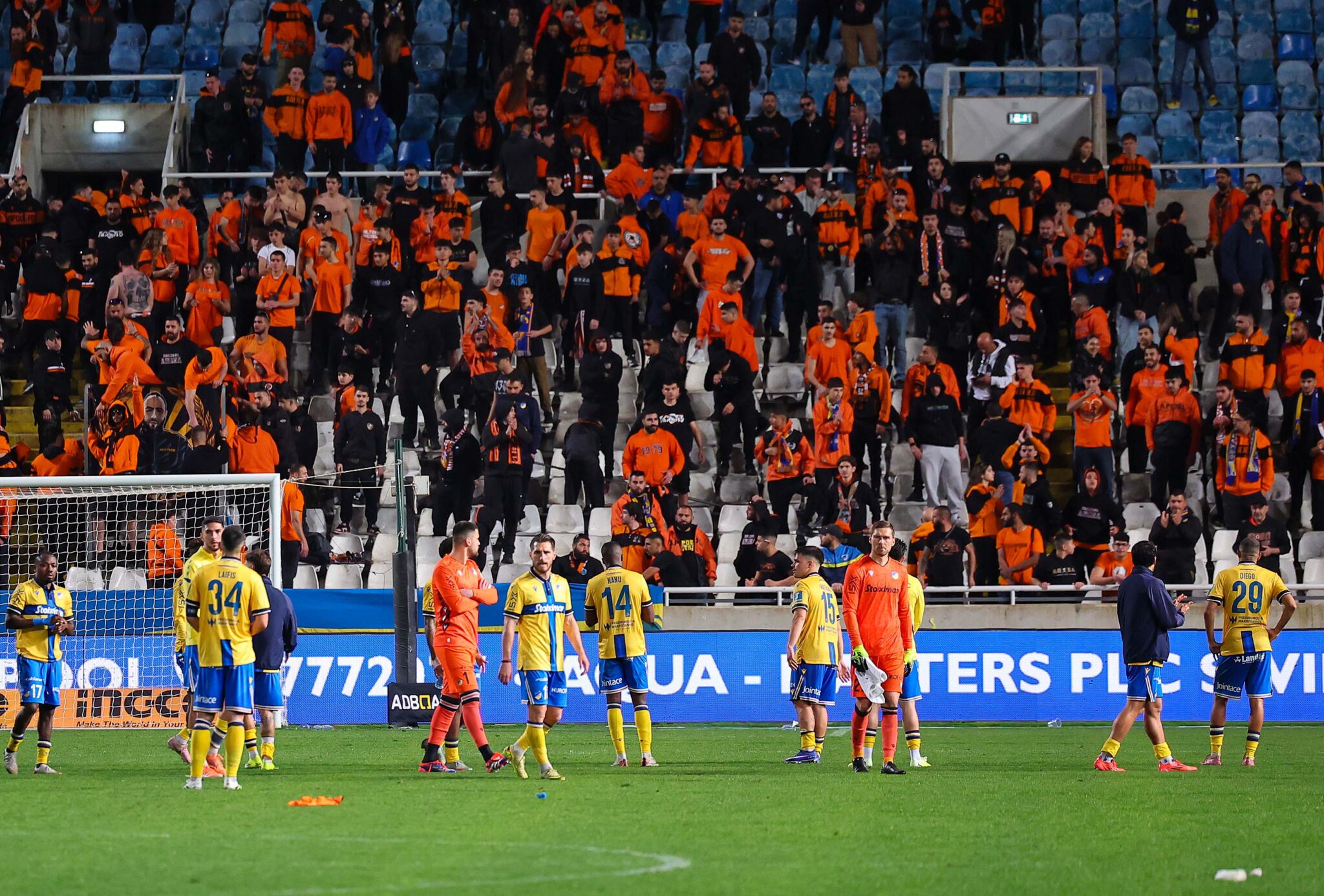 ΑΠΟΕΛ: Σαν… καζάνι έτοιμο να εκραγεί