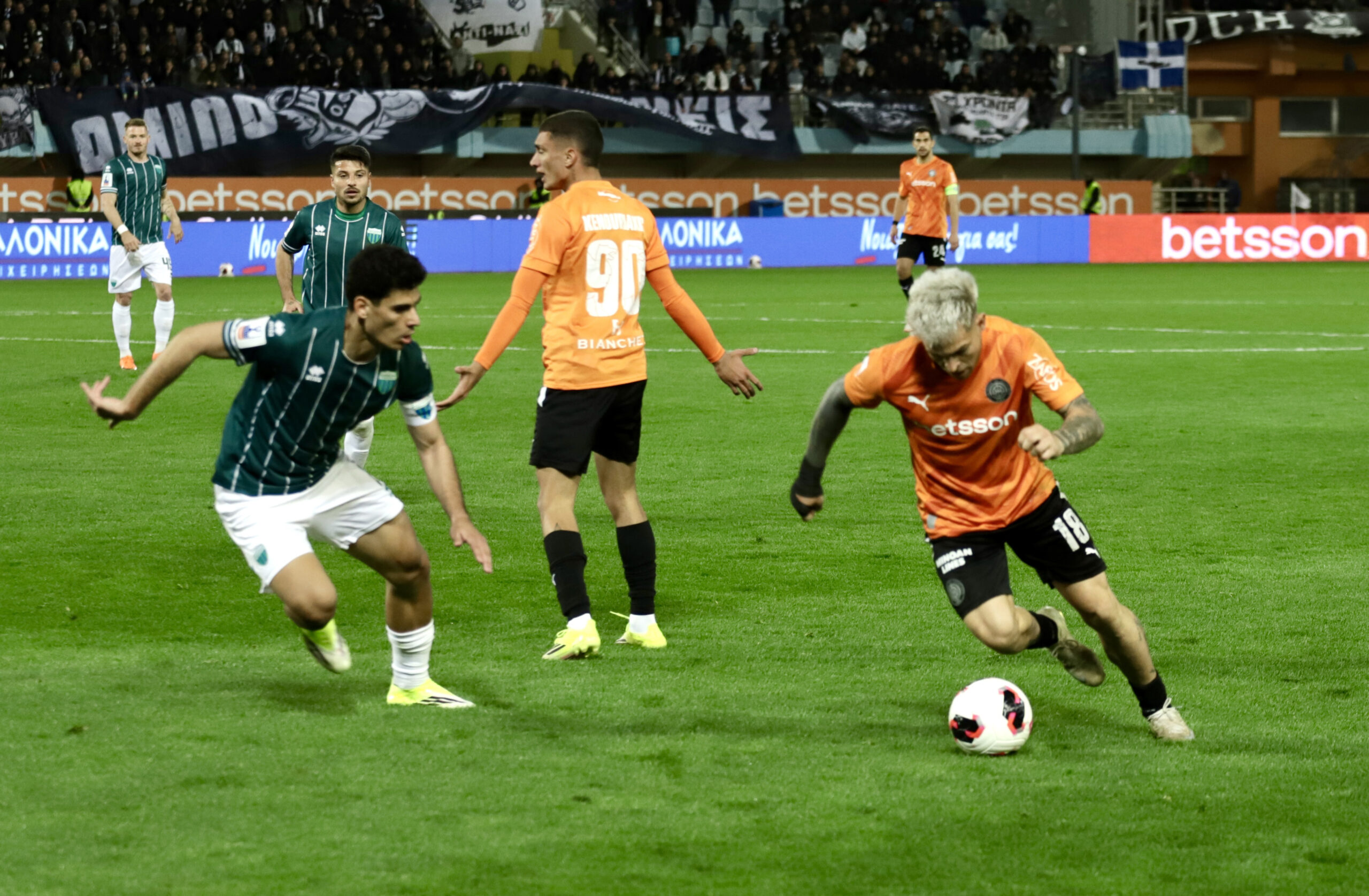 Λεβαδειακός-ΟΦΗ: Ιστορική ρεβάνς στη Βοιωτία για μία θέση στον τελικό