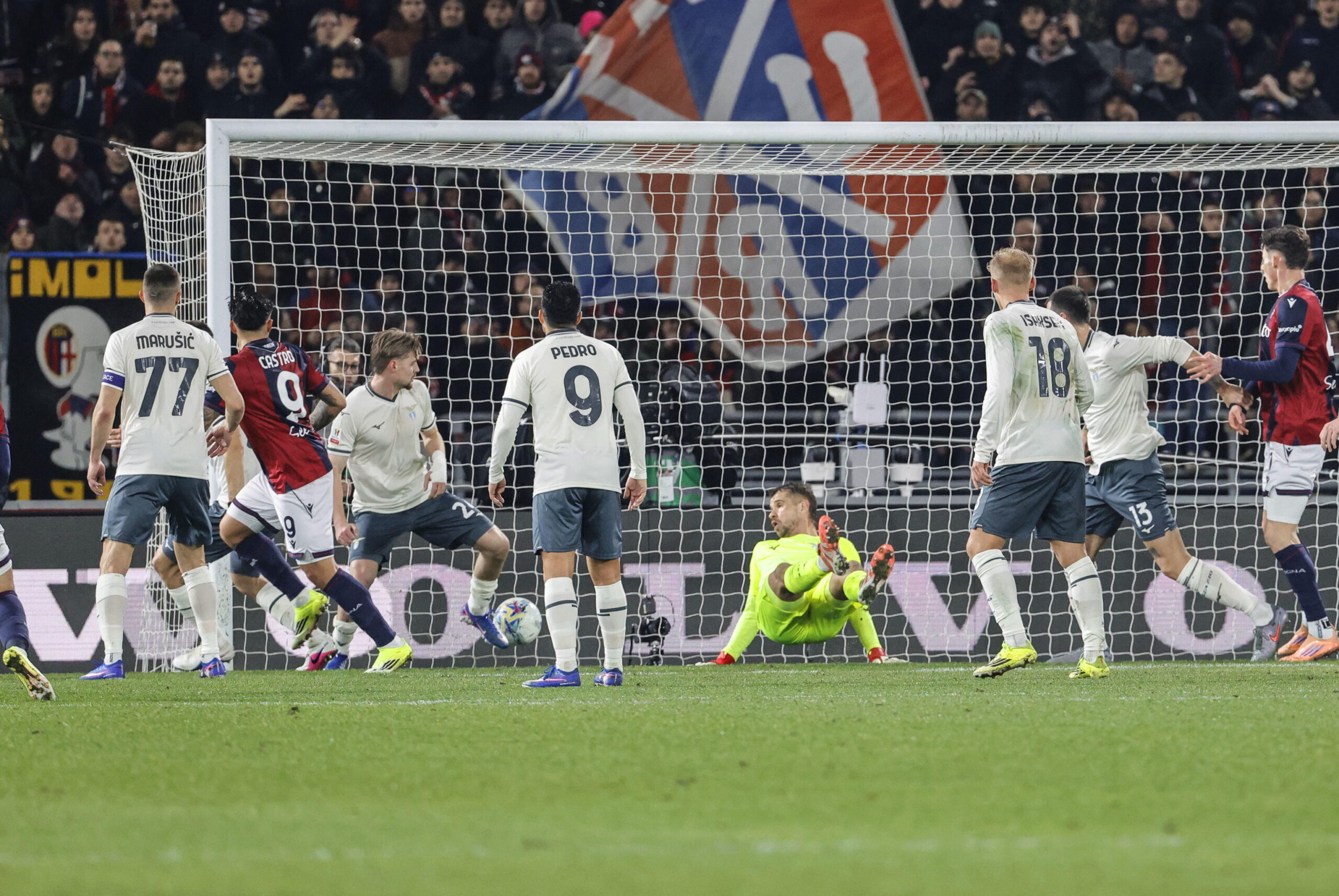 Πρόκριση στα πέναλτι κόντρα στην Μπολόνια για τη Λάτσιο