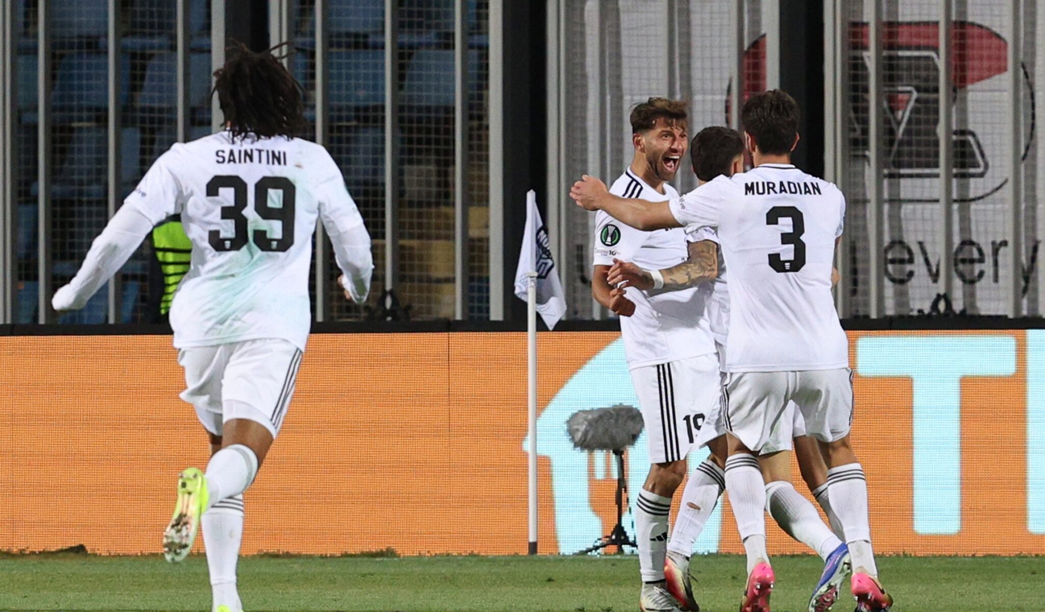 Η Νόα ξέρανε την Άλκμααρ και πήρε προβάδισμα για νέο ραντεβού με την ΑΕΚ Αθηνών