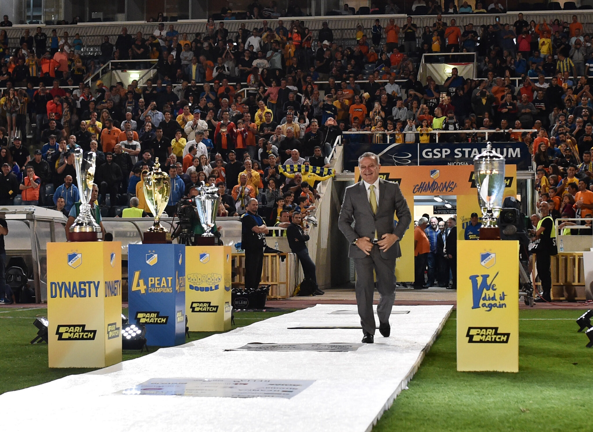 Πρόδρομος Πετρίδης: Τα σερί πρωταθλήματα, οι ευρωπαϊκές επιτυχίες και οι… 22 προπονητές (ΦΩΤΟ & ΒΙΝΤΕΟ)