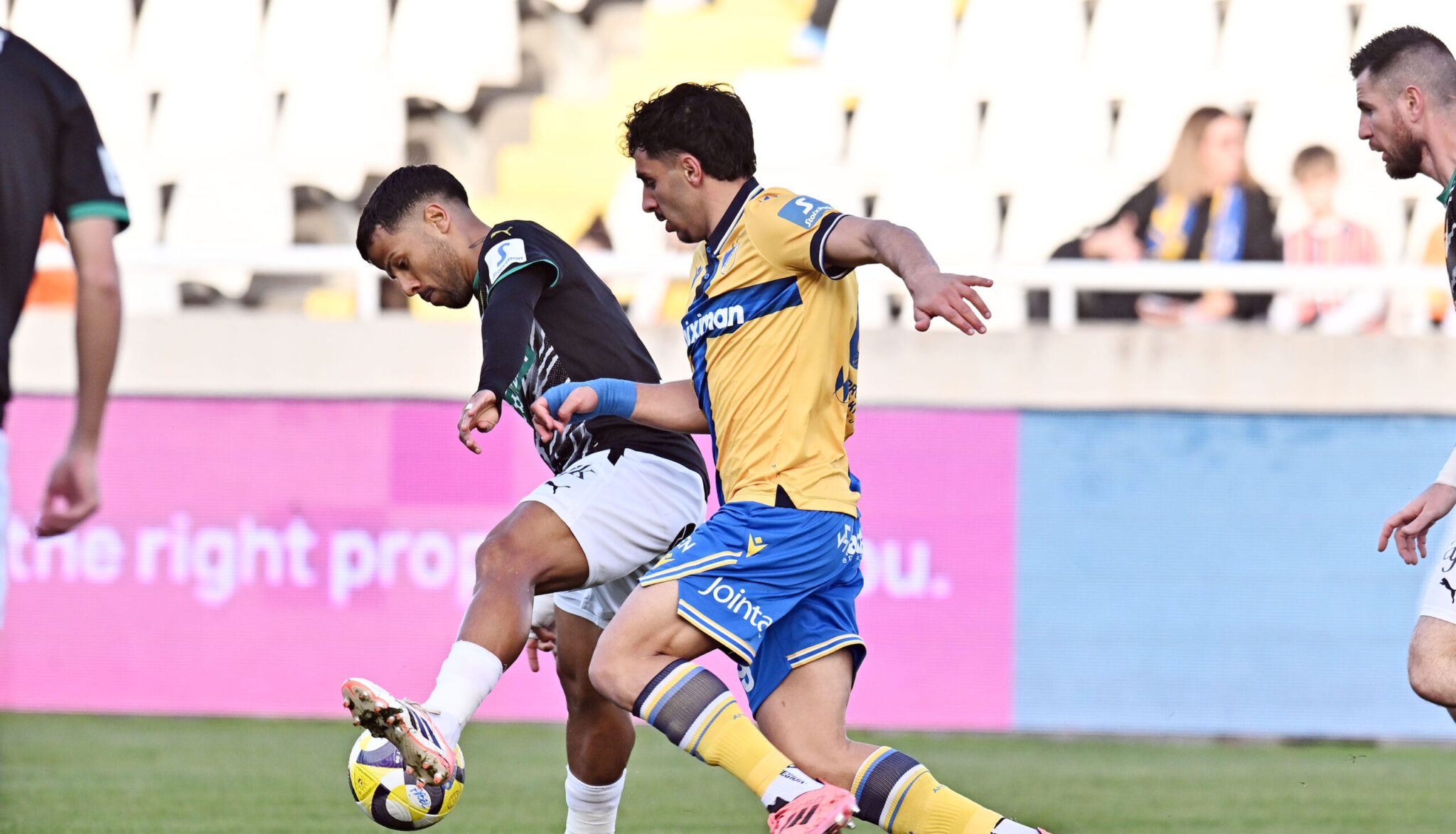 Live: ΑΠΟΕΛ-ΑΕΚ