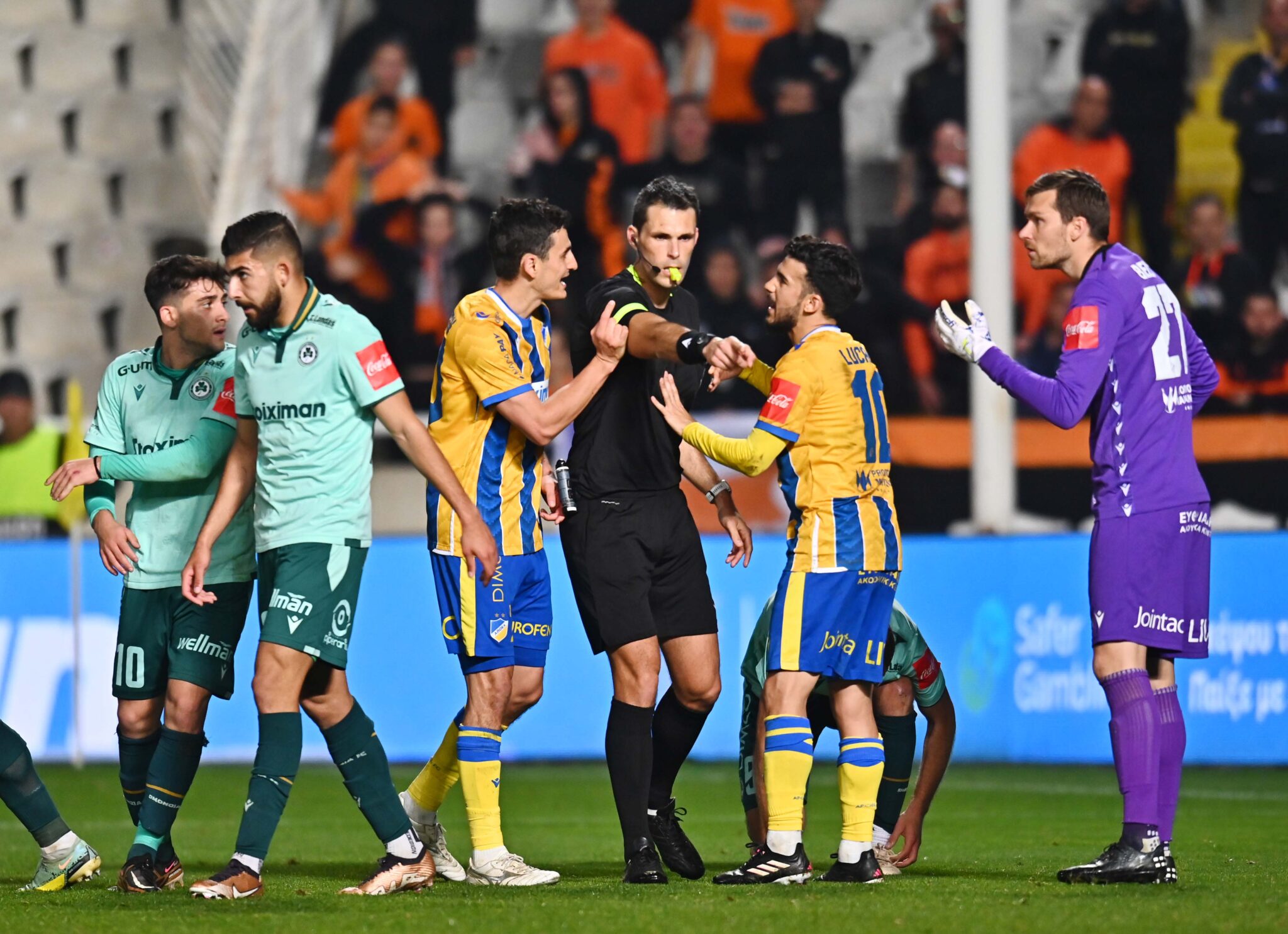 Σφυρίζει ξανά σε «αιώνιο» ο Ματέο Μαρκέτι: Το πέναλτι στις καθυστερήσεις και η πρόκριση της Ομόνοιας (ΒΙΝΤΕΟ)