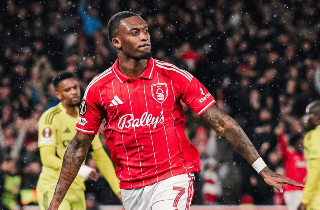 Europa League: &Mu;&pi;&omicron;&lambda;ό&nu;&iota;&alpha; &kappa;&alpha;&iota; &Nu;ό&tau;&iota;&gamma;&chi;&alpha;&mu; &sigma;&phi;&rho;ά&gamma;&iota;&sigma;&alpha;&nu; &epsilon;&iota;&sigma;&iota;&tau;ή&rho;&iota;&alpha; &gamma;&iota;&alpha; &tau;&omicron;&upsilon;&sigmaf; &laquo;16&raquo;