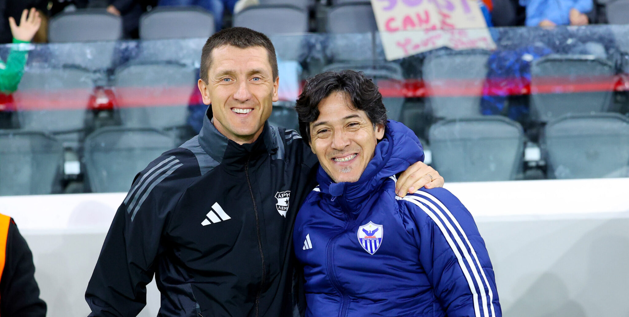 Ράτζκοφ: «Είναι δύσκολη η θέση μου σαν προπονητής» – Βλέπει άλλους 11 «τελικούς» ο Καμορανέζι (ΒΙΝΤΕΟ)