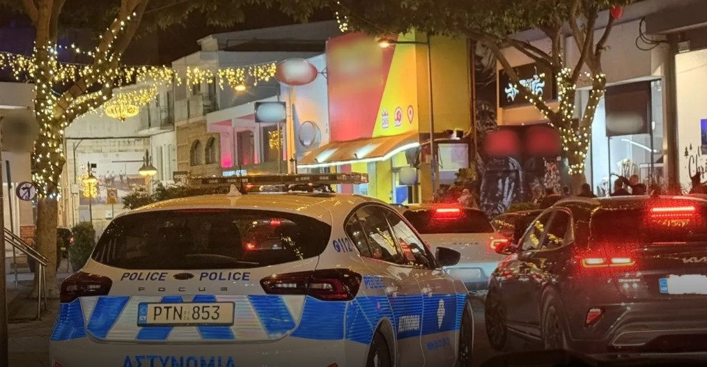 &Sigma;&upsilon;&nu;&epsilon;&lambda;ή&phi;&theta;&eta; &omicron; &kappa;&alpha;&tau;&alpha;&zeta;&eta;&tau;&omicron;ύ&mu;&epsilon;&nu;&omicron;&sigmaf; &pi;&alpha;&tau;έ&rho;&alpha;&sigmaf; &tau;&omega;&nu; &alpha;&delta;&epsilon;&lambda;&phi;ώ&nu; &pi;&omicron;&upsilon; &kappa;&alpha;&tau;&eta;&gamma;&omicron;&rho;&omicron;ύ&nu;&tau;&alpha;&iota; &gamma;&iota;&alpha; &tau;&eta;&nu; &alpha;&pi;ό&pi;&epsilon;&iota;&rho;&alpha; &phi;ό&nu;&omicron;&upsilon; &sigma;&tau;&eta;&nu; &omicron;&delta;ό &Alpha;&nu;&epsilon;&xi;&alpha;&rho;&tau;&eta;&sigma;ί&alpha;&sigmaf;