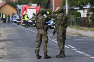 Πολωνία: Απαγόρευση εισόδου οχημάτων κινεζικής κατασκευής σε στρατιωτικές εγκαταστάσεις