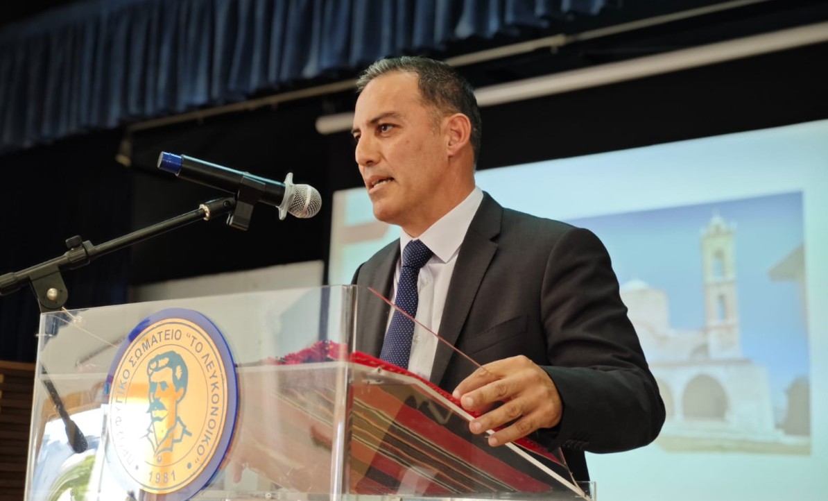 Σε αργία και ο Δήμαρχος Λευκονοίκου, στο εδώλιο του κατηγορουμένου για ενδοοικογενειακή βία