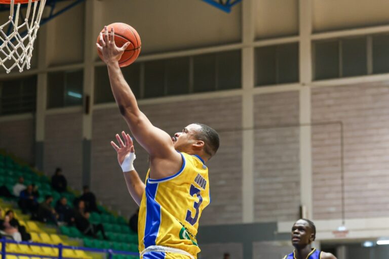 Ο ΑΠΟΕΛ πέρασε στην τετράδα με διπλό στο Παραλίμνι