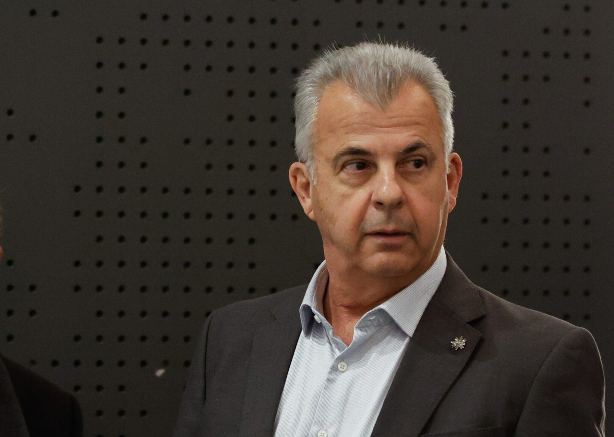 Φυτιρής για δεσμοφύλακες: «Δεν γίνεται κάποιοι να παίρνουν 200 μέρες αναρρωτική και να κάνουν διαμαρτυρία έξω απ’ το γραφείο μου»