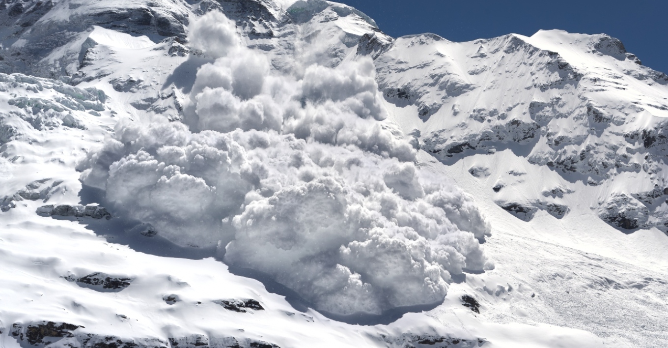 Φονική χιονοστιβάδα στην Καλιφόρνια: Νεκροί οκτώ σκιέρ, αγνοούμενος άλλος ένας