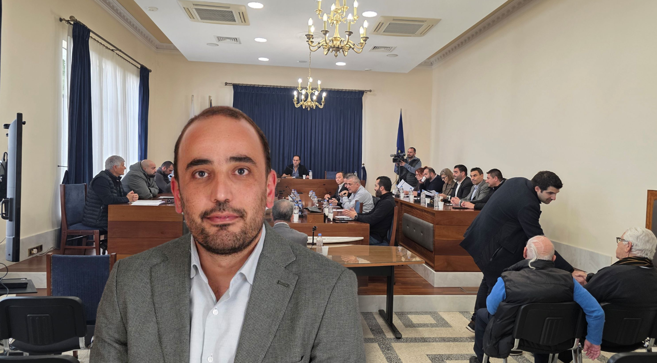«Δεν είναι οικειοθελής παραίτηση»: Αποχώρησε υπό διαμαρτυρία ο Δίπλαρος από το Δημοτικό Συμβούλιο Πάφου