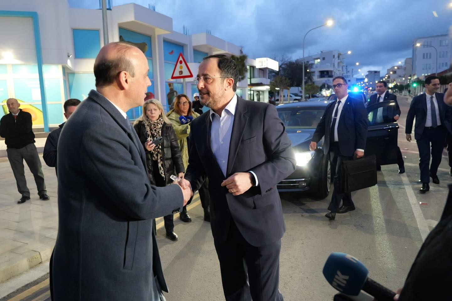 «Ο καθένας κρίνεται από τον κόσμο»: Γιατί ο ΠτΔ αρνείται να σχολιάσει τα όσα έγραψε ο Φαίδωνας