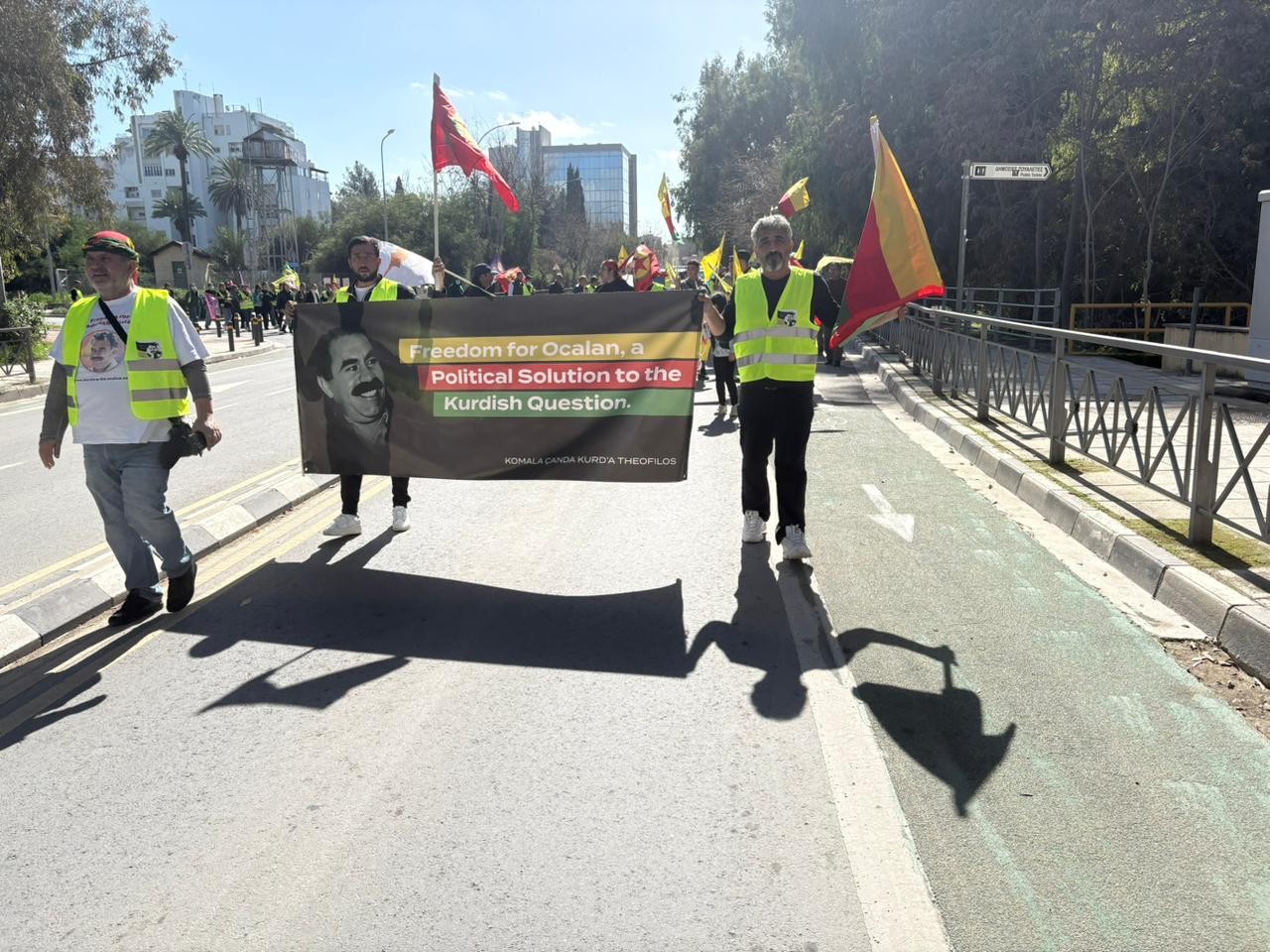 Είκοσι επτά χρόνια από τη σύλληψη και παράδοση Οτσαλάν: Πορεία Κούρδων στη Λευκωσία