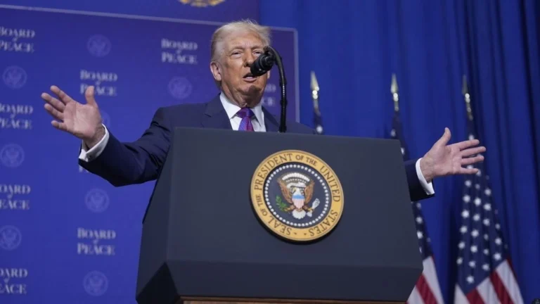 Τραμπ από Συμβούλιο Ειρήνης: «Σε 10 μέρες θα ξέρουμε για το Ιράν, συμφωνία ή… άσχημα πράγματα»