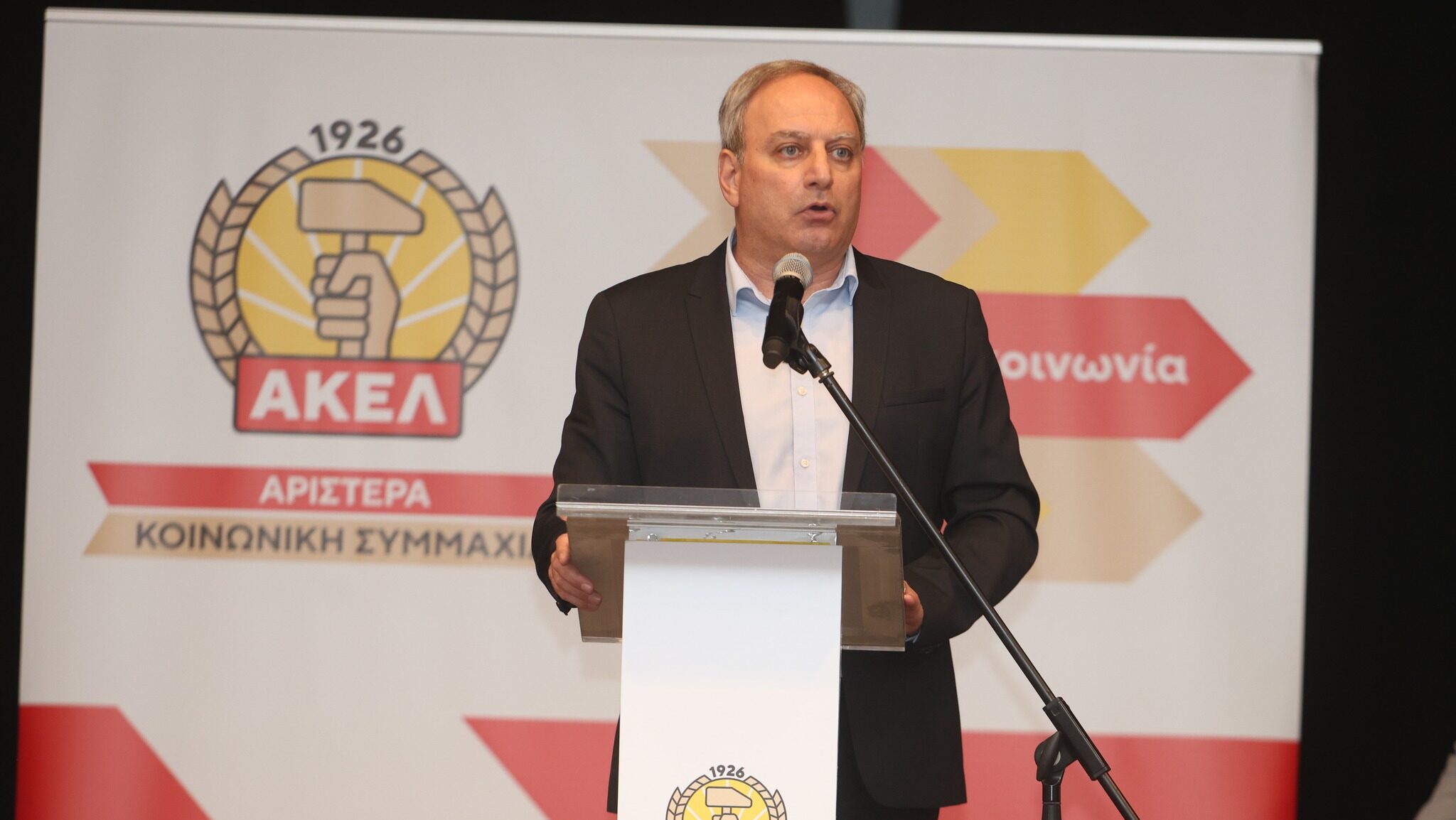 «Το μεταγραφικό παζάρι γυρίζει μπούμερανγκ»: Ο Στεφάνου εξηγεί το σκεπτικό του ΑΚΕΛ για Ειρήνη