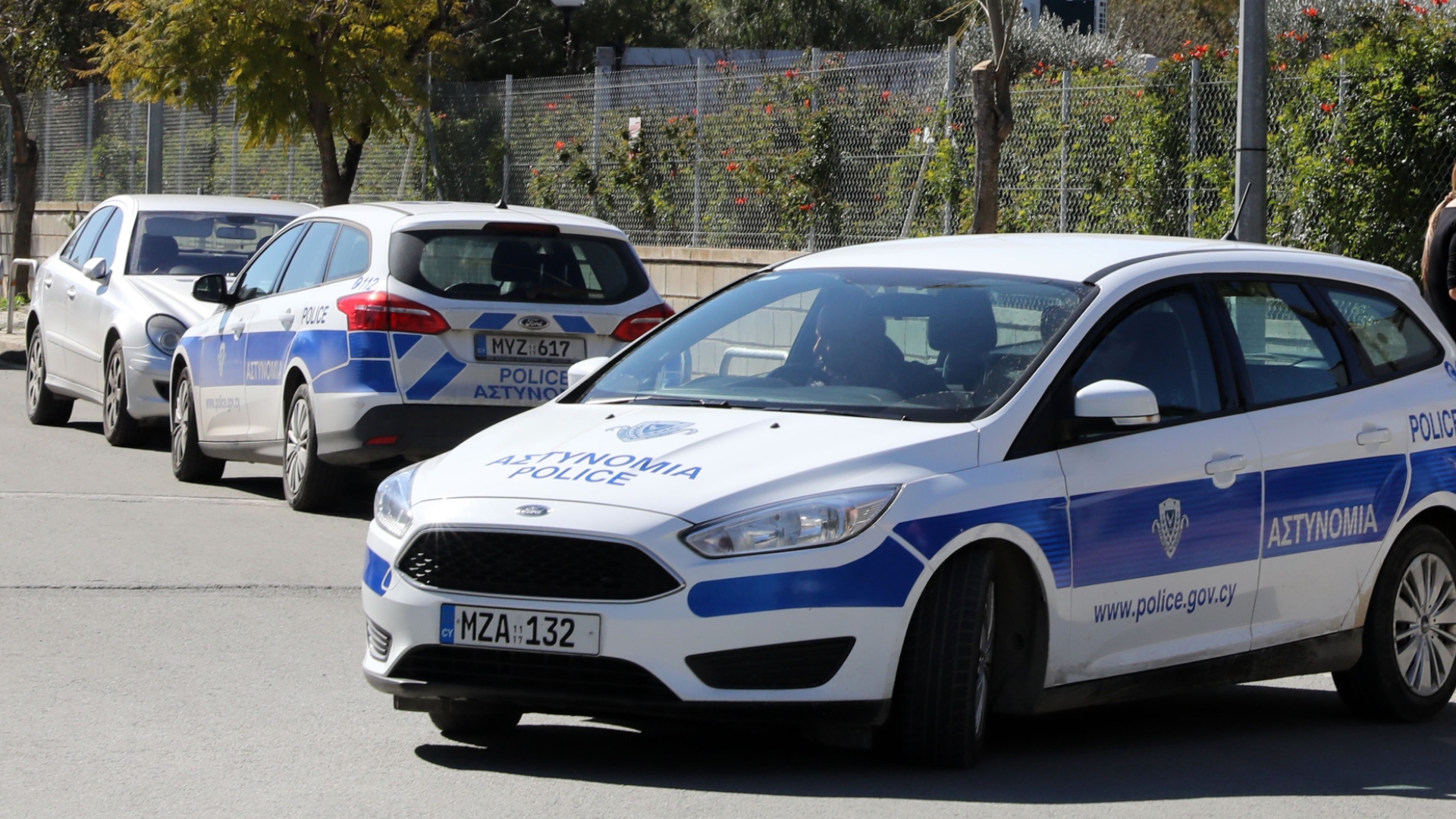 «Θα πέσουν πυροβολισμοί»: Έκτακτα μέτρα ασφαλείας σε σχολεία μετά από απειλητικά email