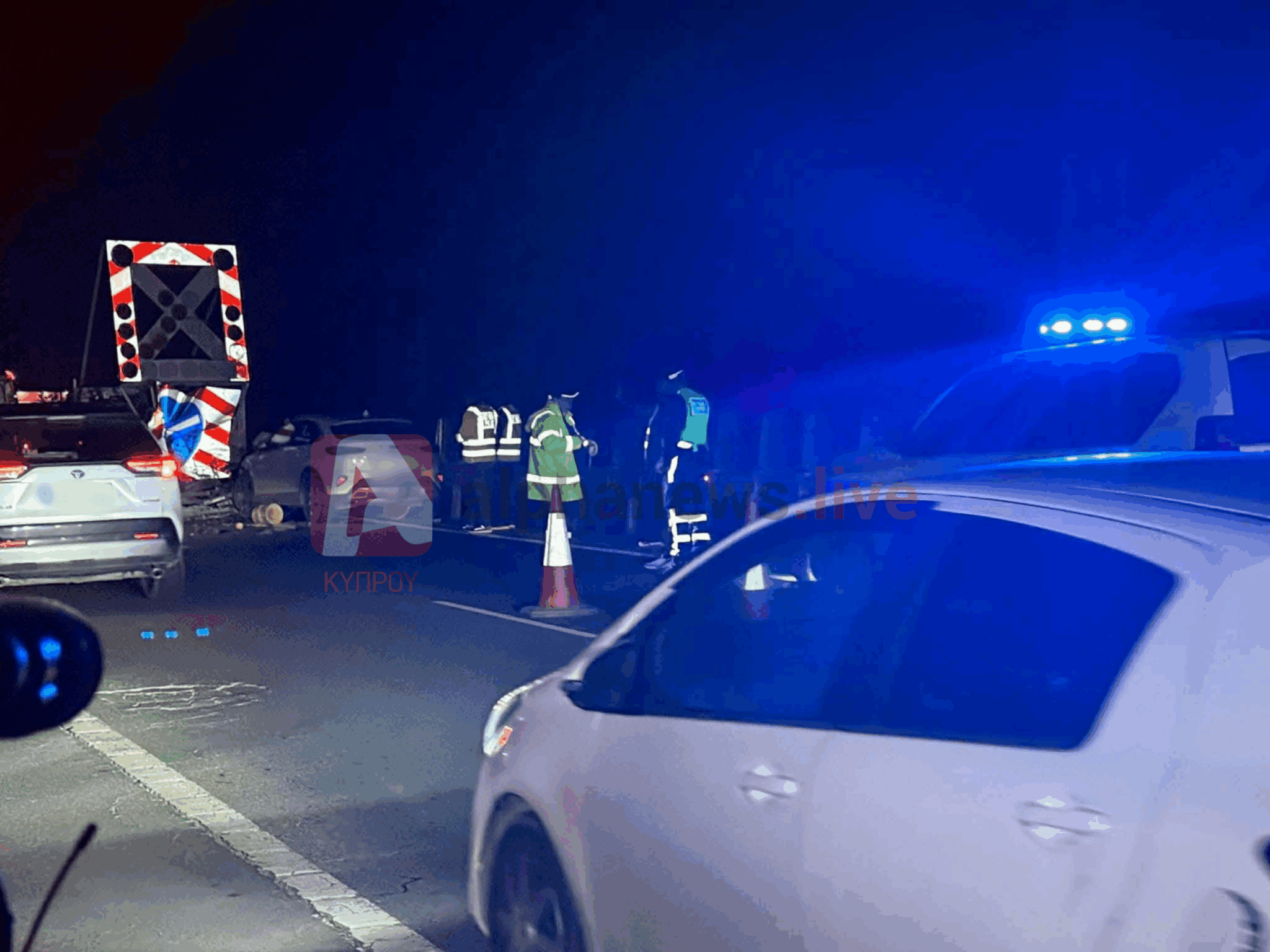 Οδηγοί προσοχή: Κλειστές και οι δύο λωρίδες στο highway λόγω τροχαίου (ΦΩΤΟ)