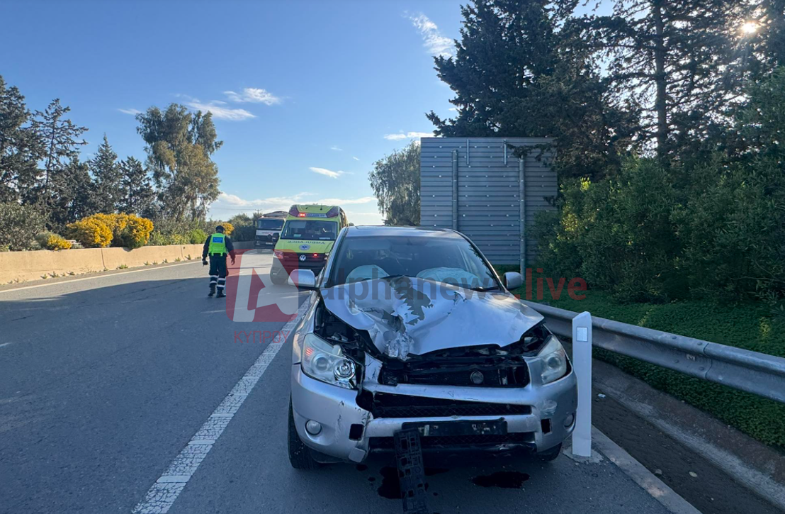 ΒΙΝΤΕΟ & ΦΩΤΟ: Στο νοσοκομείο δύο πρόσωπα μετά το τροχαίο στο highway