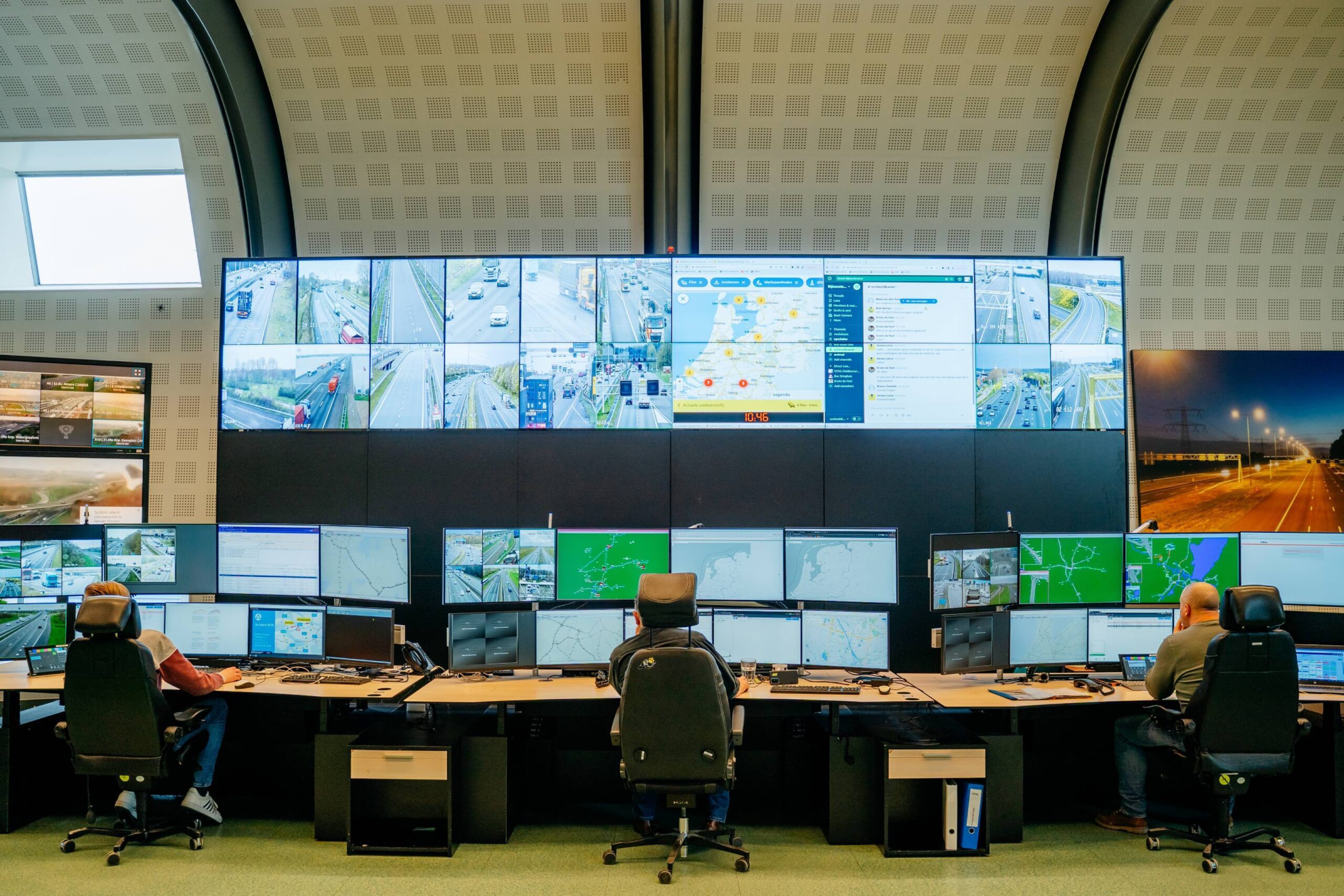 &Pi;&omega;&sigmaf; &eta; &Kappa;ύ&pi;&rho;&omicron;&sigmaf; &theta;&alpha; &mu;&pi;&omicron;&rho;&omicron;ύ&sigma;&epsilon; &nu;&alpha; &beta;&epsilon;&lambda;&tau;&iota;ώ&sigma;&epsilon;&iota; &tau;&alpha; &omicron;&delta;&iota;&kappa;ά &sigma;&upsilon;&mu;&beta;ά&nu;&tau;&alpha; &kappa;&alpha;&iota; &pi;&omega;&sigmaf; &mu;ί&alpha; &kappa;&upsilon;&pi;&rho;&iota;&alpha;&kappa;ή &epsilon;&tau;&alpha;&iota;&rho;&epsilon;ί&alpha; &sigma;&tau;&omicron; &epsilon;&xi;&omega;&tau;&epsilon;&rho;&iota;&kappa;ό &tau;&omicron; έ&chi;&epsilon;&iota; &kappa;&alpha;&tau;&alpha;&phi;έ&rho;&epsilon;&iota;