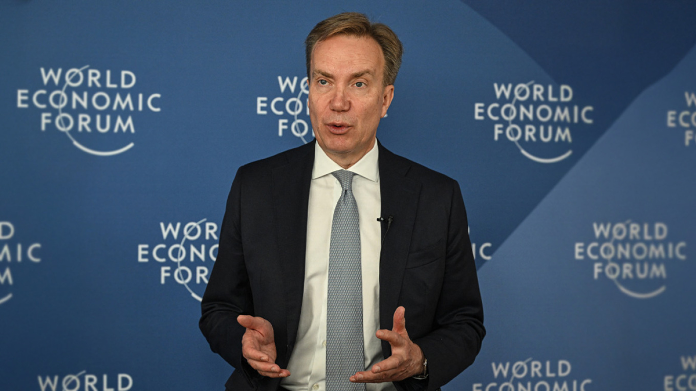 Υπόθεση Έπσταιν: Παραιτήθηκε ο διευθύνων σύμβουλος του Παγκόσμιου Οικονομικού Φόρουμ