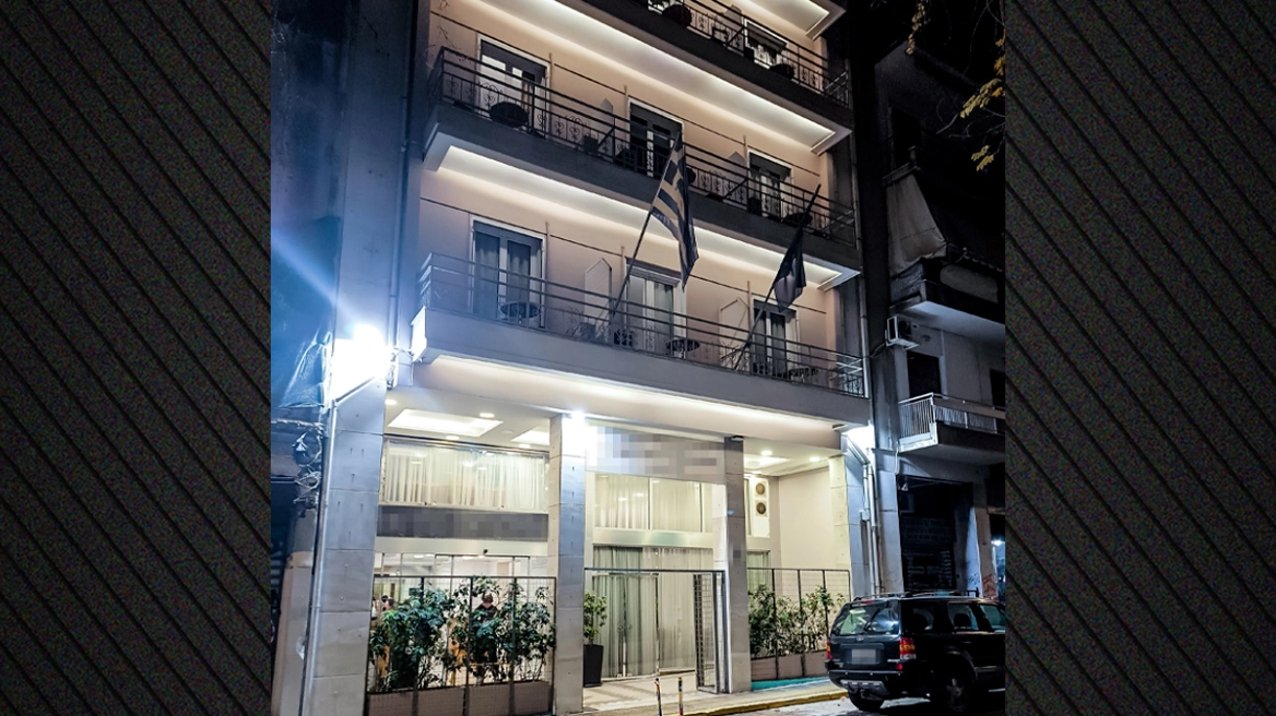 Τραγωδία στα Εξάρχεια: Τι δείχνουν τα πρώτα στοιχεία για την πτώση του 15χρονου