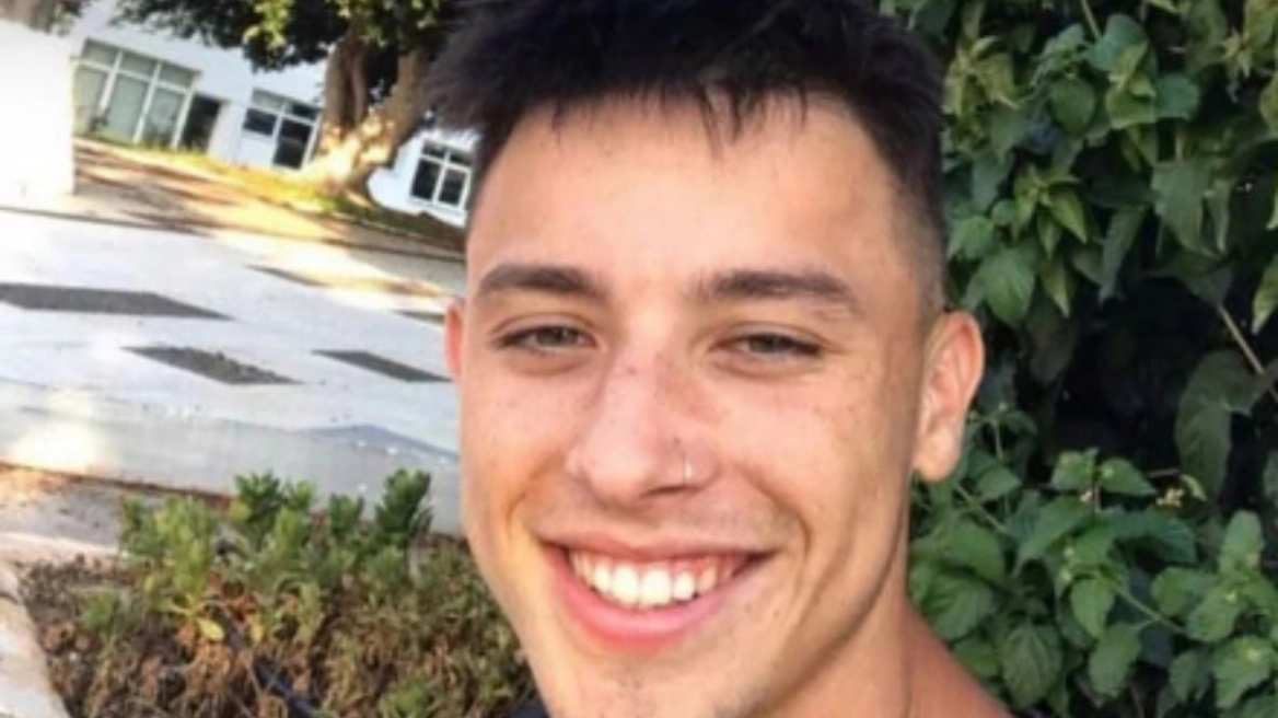 Θλίψη για τον 25χρονο Αλέξη που έχασε τη ζωή του σε τροχαίο στην Αθήνα