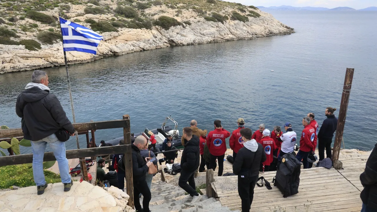 Νέα ειδική επιχείρηση για τον 34χρονο δύτη στη Βουλιαγμένη