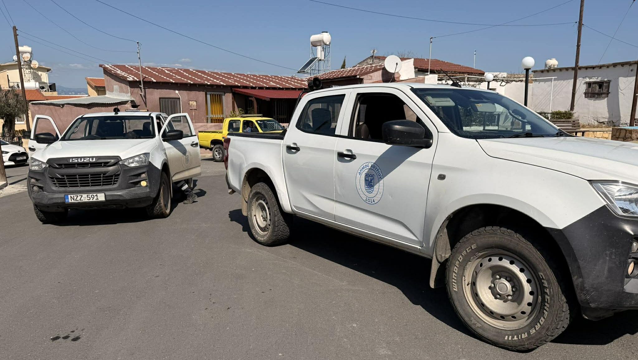 Σειρήνες σε διπλοκάμπινα και προσωπικό σε 24ωρη επιφυλακή για ενημέρωση των κατοίκων στο Δήμο Κουρίου